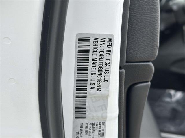 used 2022 Jeep Grand Cherokee WK car, priced at $24,690