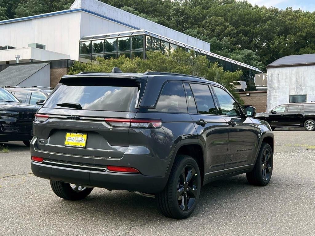 new 2025 Jeep Grand Cherokee car, priced at $48,375