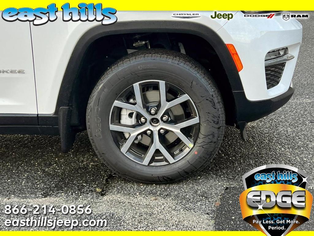 new 2025 Jeep Grand Cherokee car, priced at $49,840