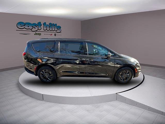 used 2021 Chrysler Pacifica car, priced at $23,421