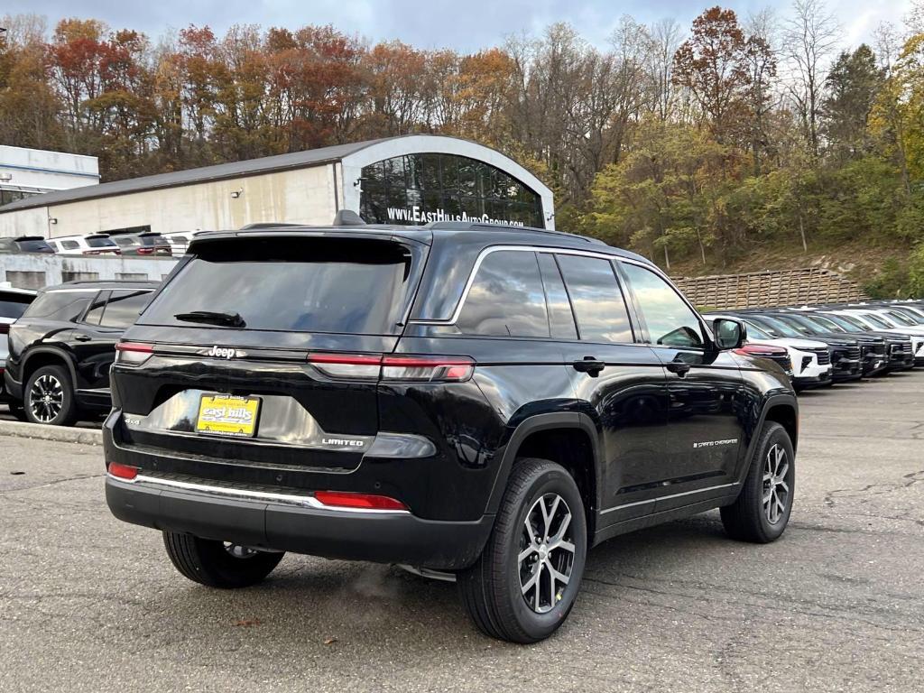 new 2025 Jeep Grand Cherokee car, priced at $50,010