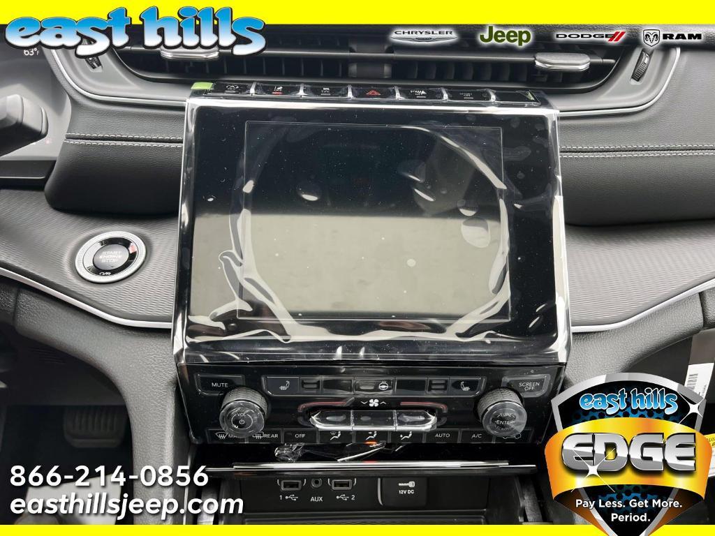 new 2025 Jeep Grand Cherokee car, priced at $47,780