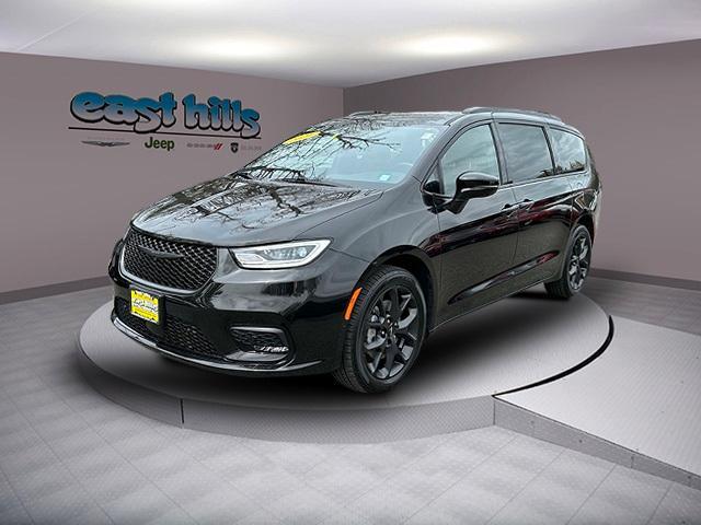 used 2021 Chrysler Pacifica car, priced at $37,799