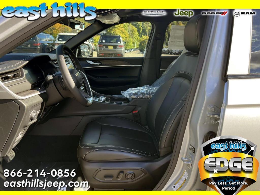 new 2025 Jeep Grand Cherokee car, priced at $50,435