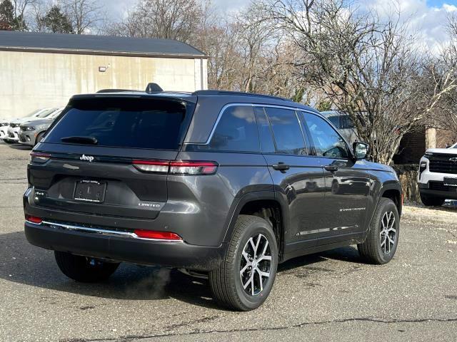 new 2025 Jeep Grand Cherokee car, priced at $49,810