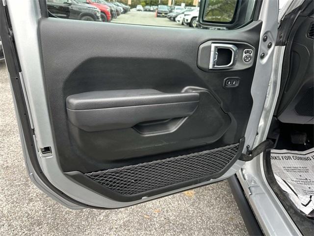 used 2022 Jeep Gladiator car, priced at $31,650