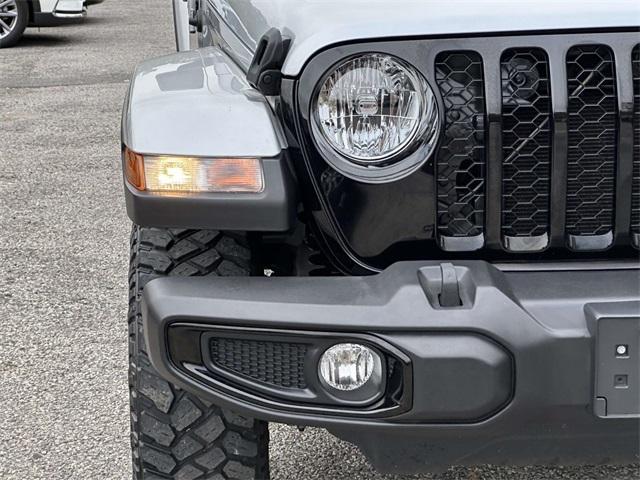 used 2022 Jeep Gladiator car, priced at $31,650