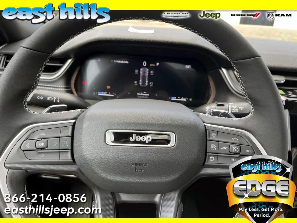 new 2025 Jeep Grand Cherokee car, priced at $44,170