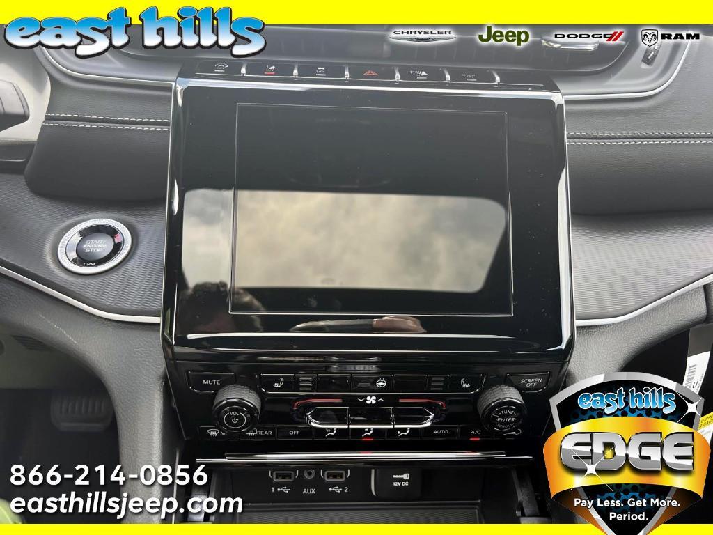 new 2025 Jeep Grand Cherokee car, priced at $47,780