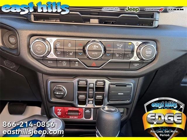 new 2025 Jeep Wrangler car, priced at $57,275