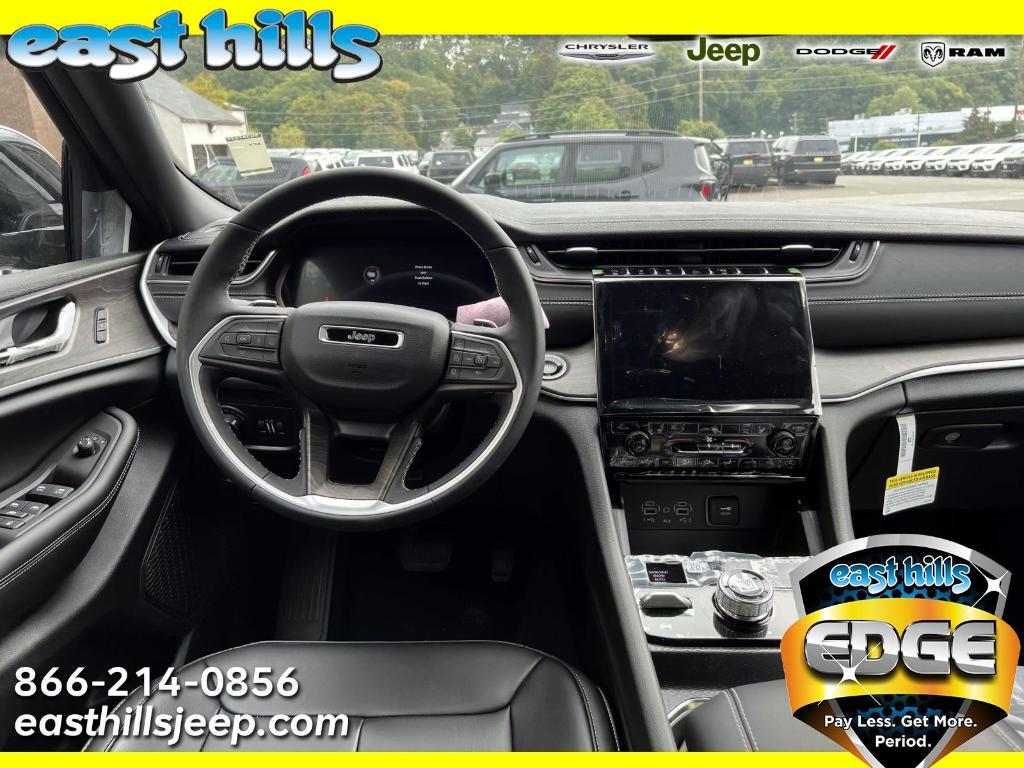new 2025 Jeep Grand Cherokee car, priced at $50,435