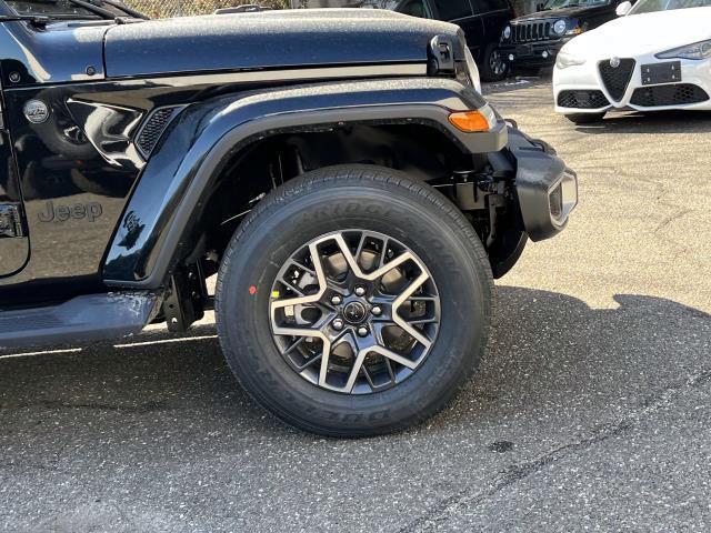 new 2025 Jeep Wrangler car, priced at $59,805