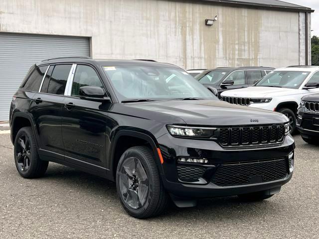 new 2025 Jeep Grand Cherokee car, priced at $52,535