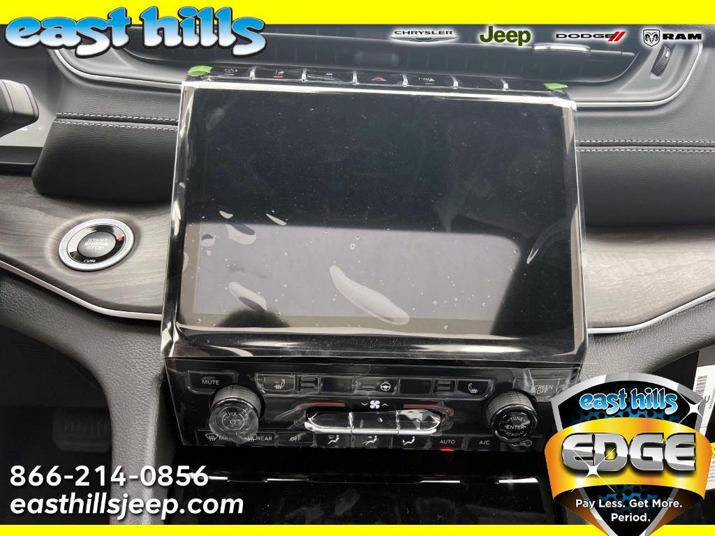 new 2025 Jeep Grand Cherokee car, priced at $50,435
