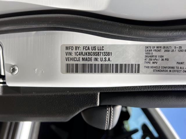 new 2025 Jeep Grand Cherokee L car, priced at $51,515