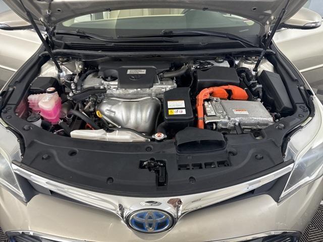 used 2018 Toyota Avalon Hybrid car, priced at $18,200