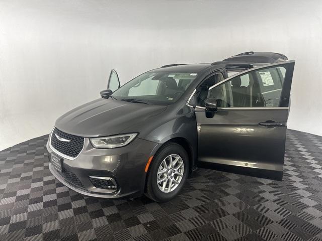 used 2022 Chrysler Pacifica car, priced at $20,800