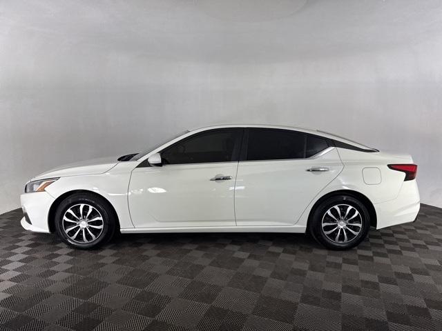 used 2020 Nissan Altima car, priced at $15,100