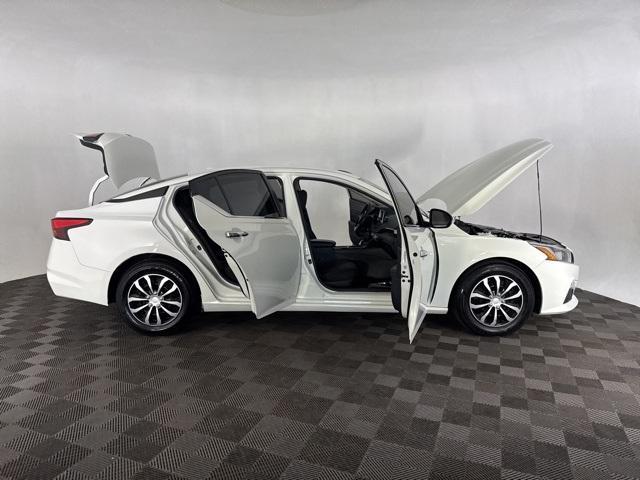used 2020 Nissan Altima car, priced at $15,100