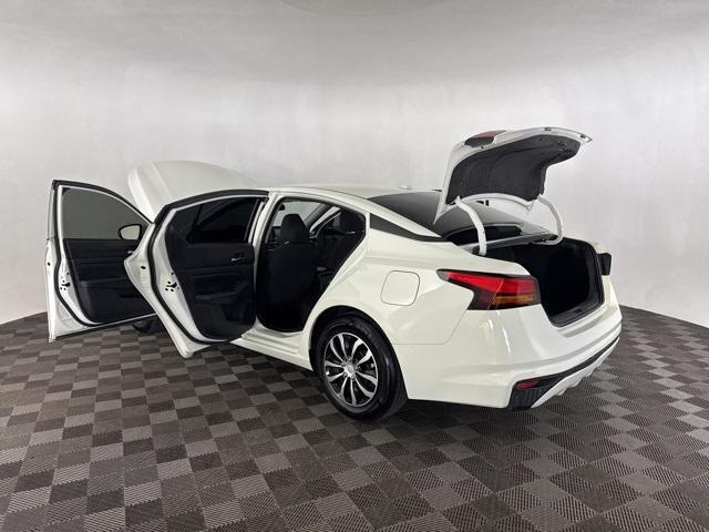used 2020 Nissan Altima car, priced at $15,100
