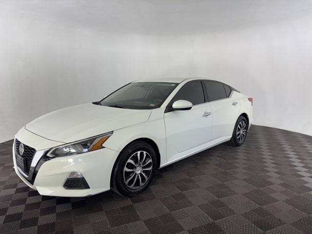 used 2020 Nissan Altima car, priced at $15,100