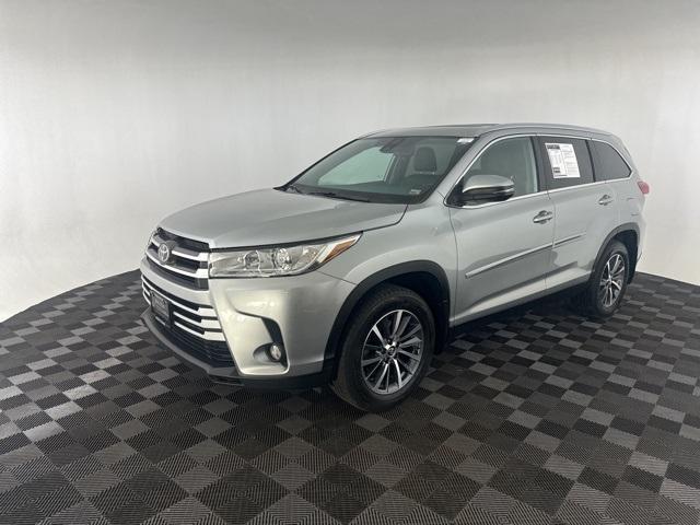 used 2019 Toyota Highlander car, priced at $25,600