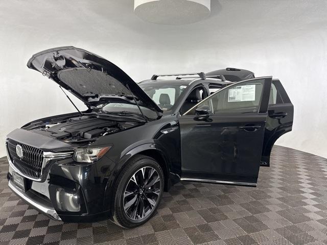 used 2025 Mazda CX-90 car, priced at $46,900