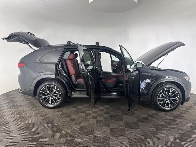 new 2025 Mazda CX-70 PHEV car, priced at $57,701