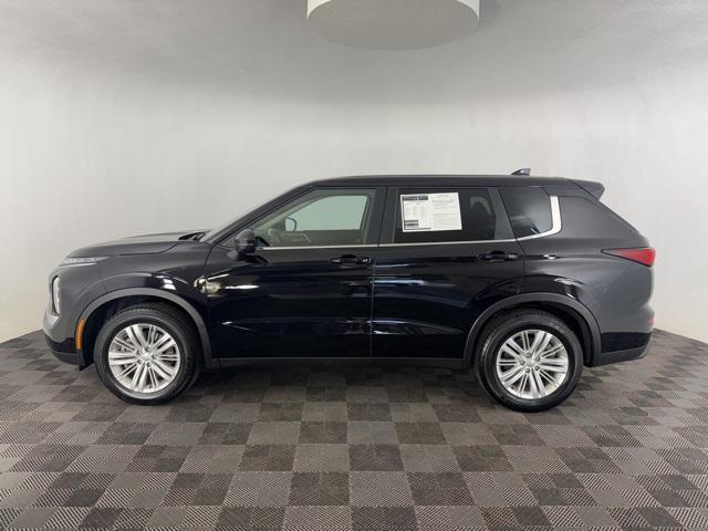 used 2024 Mitsubishi Outlander car, priced at $26,900