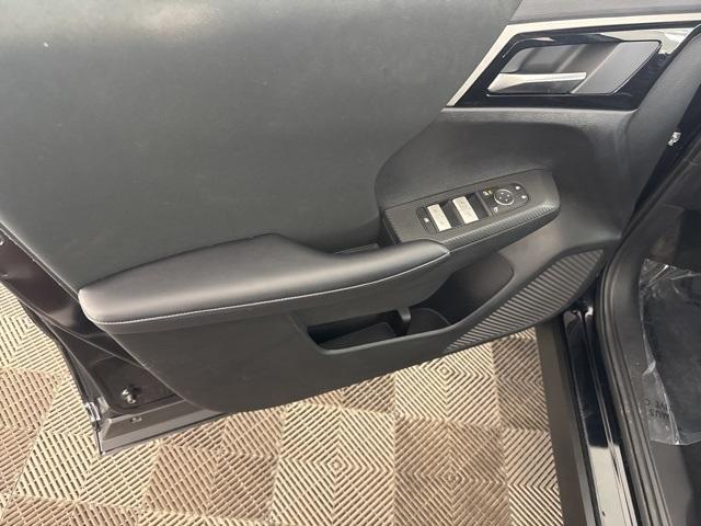 used 2024 Mitsubishi Outlander car, priced at $26,500