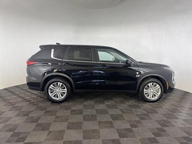 used 2024 Mitsubishi Outlander car, priced at $26,900
