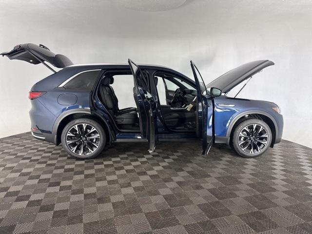 new 2025 Mazda CX-90 PHEV car, priced at $56,356