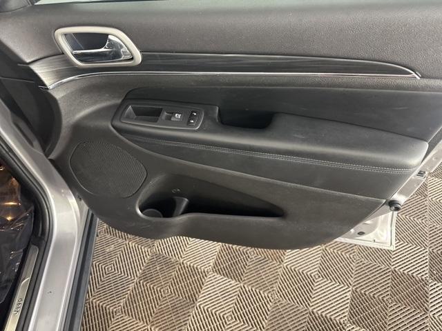 used 2020 Jeep Grand Cherokee car, priced at $16,100