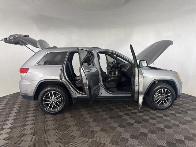 used 2020 Jeep Grand Cherokee car, priced at $16,100