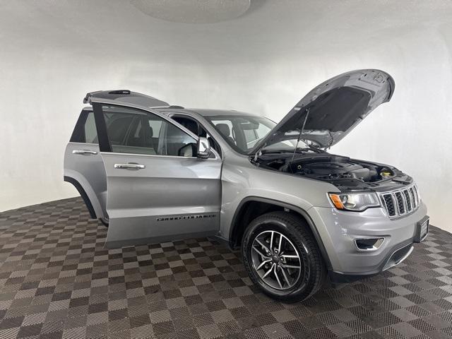 used 2020 Jeep Grand Cherokee car, priced at $16,100