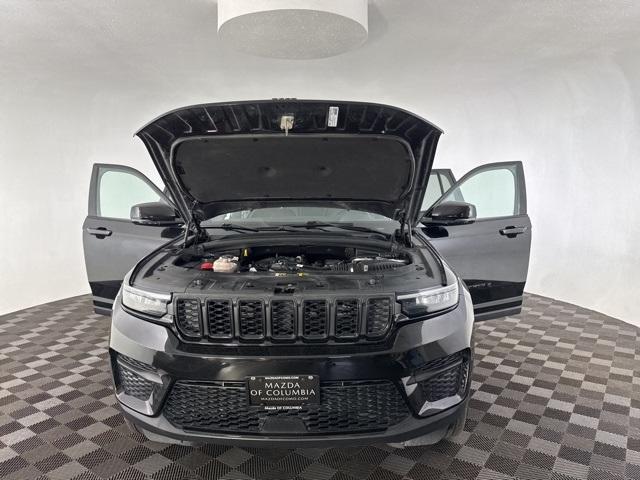 used 2024 Jeep Grand Cherokee car, priced at $30,500