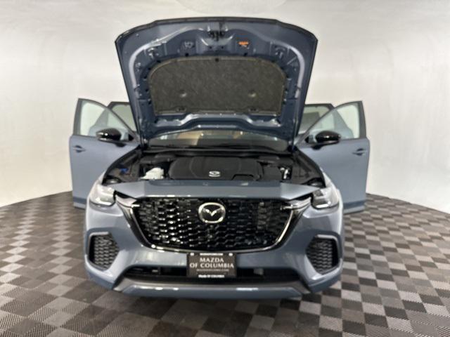 new 2025 Mazda CX-70 car, priced at $53,942