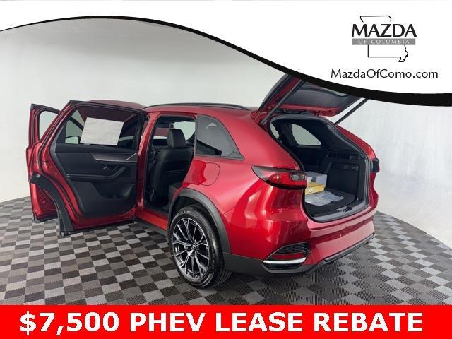 new 2025 Mazda CX-70 car, priced at $55,105