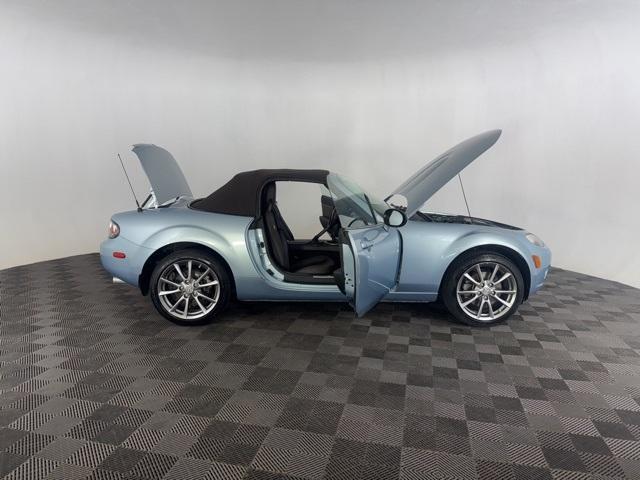 used 2008 Mazda MX-5 Miata car, priced at $14,100