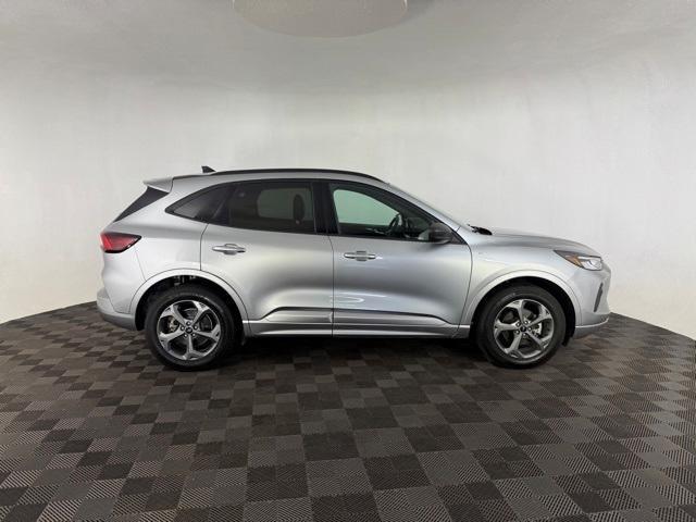 used 2023 Ford Escape car, priced at $21,400