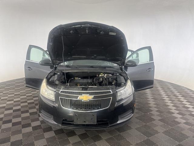 used 2012 Chevrolet Cruze car, priced at $6,000