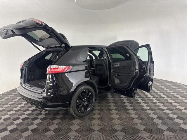 used 2021 Ford Edge car, priced at $25,100