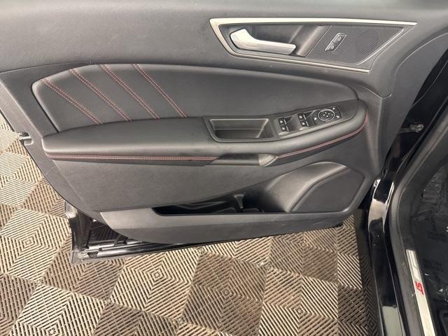 used 2021 Ford Edge car, priced at $25,100