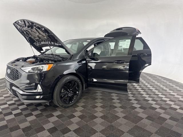 used 2021 Ford Edge car, priced at $25,100