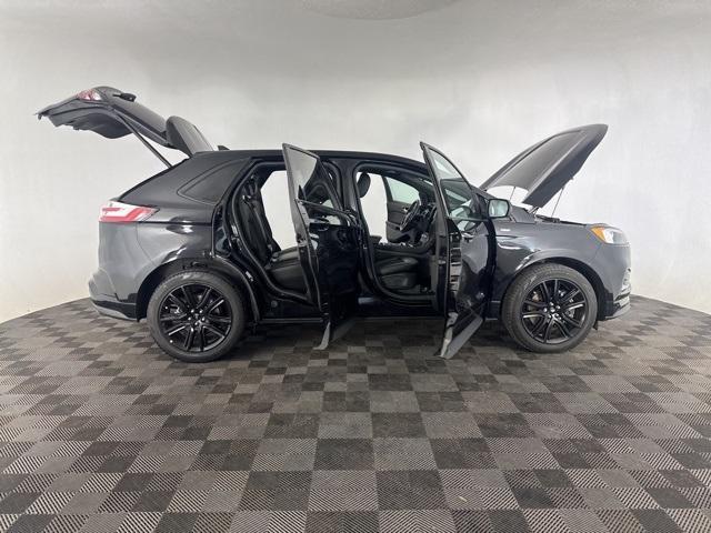 used 2021 Ford Edge car, priced at $25,100