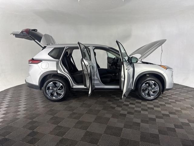 used 2024 Nissan Rogue car, priced at $22,100