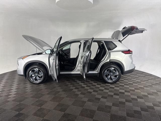 used 2024 Nissan Rogue car, priced at $22,100