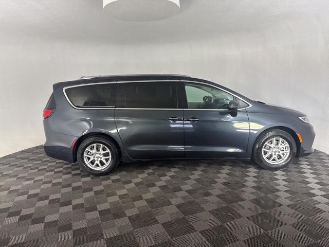 used 2021 Chrysler Pacifica car, priced at $21,200