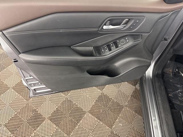 used 2023 Nissan Rogue car, priced at $21,900