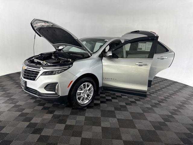 used 2022 Chevrolet Equinox car, priced at $21,100